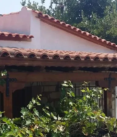 Villa D&s Oinofita *
