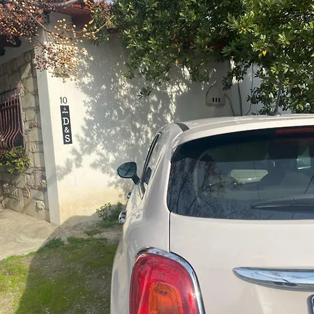 Villa D&s Oinofita *